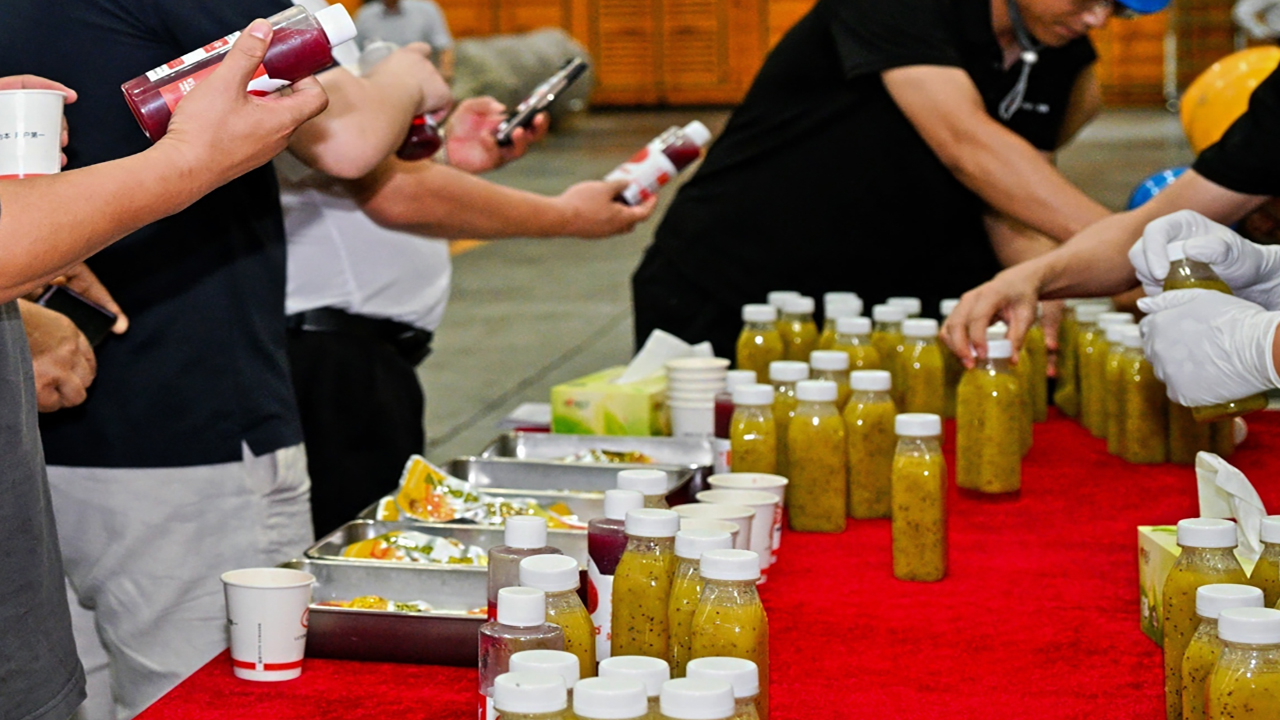 Ultra-high pressure HPP sterilization OEM solution applied to the HPP sterilization of Sanai Muchuntang mooncakes/ginger beer/citrus juice/kiwi juice/baijiu.