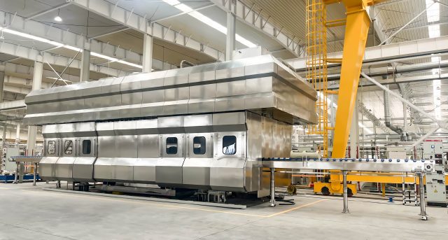 Ultra-high pressure HPP food sterilization equipment is used in the 60,000-ton HPP high-end fruit and vegetable juice project in Luohe City.